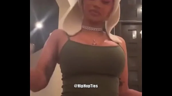 Cardi B jerking off whipped cream can