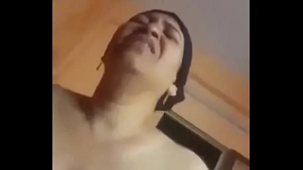 ماما اتفشخت من دكرها