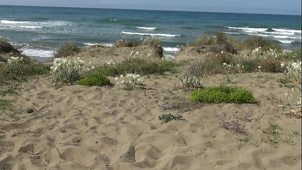 Arab milf enjoys hardcore sex on the beach in France