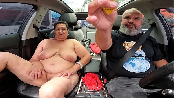 Uma Bisavó na carona do Ted aos 71 anos ela pelada no carro conta sua vida - Dora Rodrigues