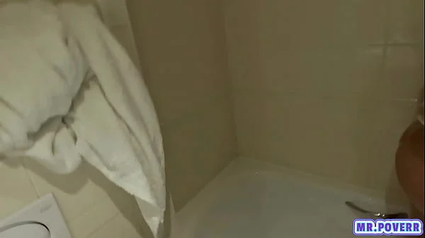 Big ass Italian cheats on her husband with a BBC in the hotel toilet while on vacation