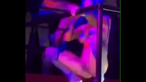 CARDI B SHOVES BOTTLE IN AND OUT OF PUSSY HOLE  IN STRIP CLUB 2024