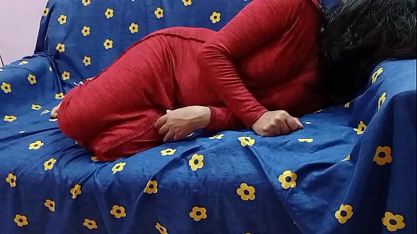 सौतेली माँ को दर्दनाक चोदा जब वो सो रही थी XXX Indian Stepmom साफ हिंदी आवाज में
