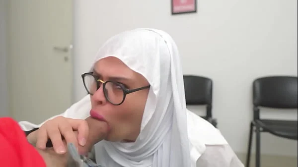 SHE IS SURPRISED ! Hijab girl caught me jerking off in Doctor's waiting room